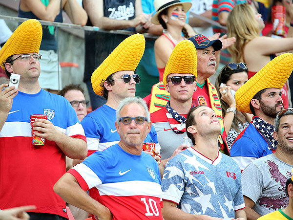 soccer-fans-4-600x450